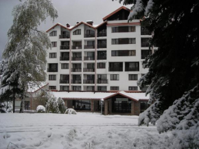 Отель Borovets Gardens Chalet Flat  Бороветц